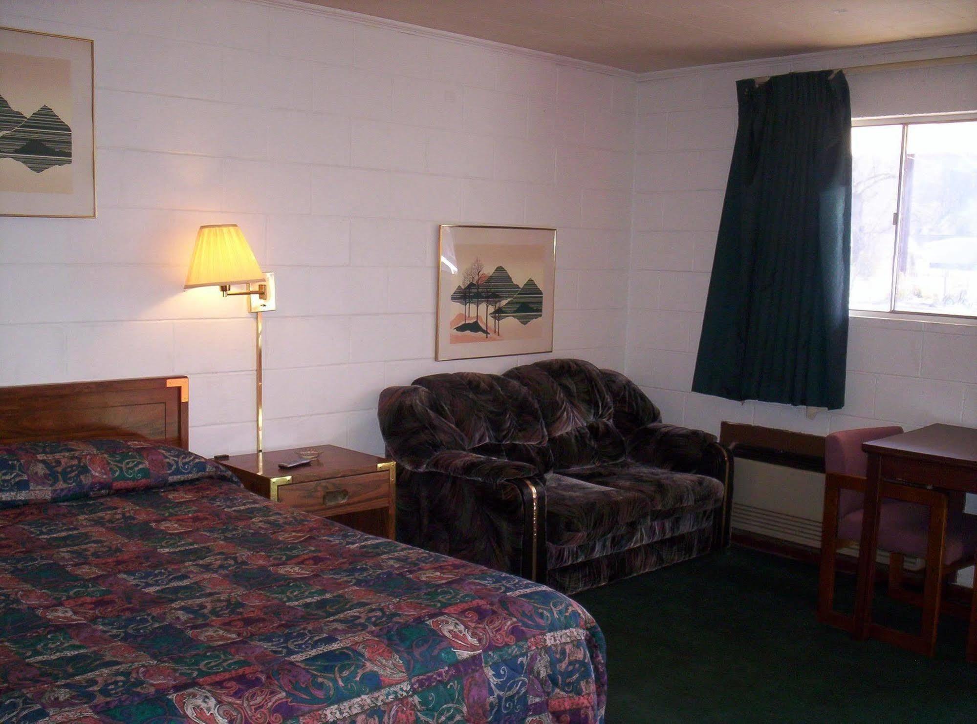 Budget Motel Rockwood Экстерьер фото